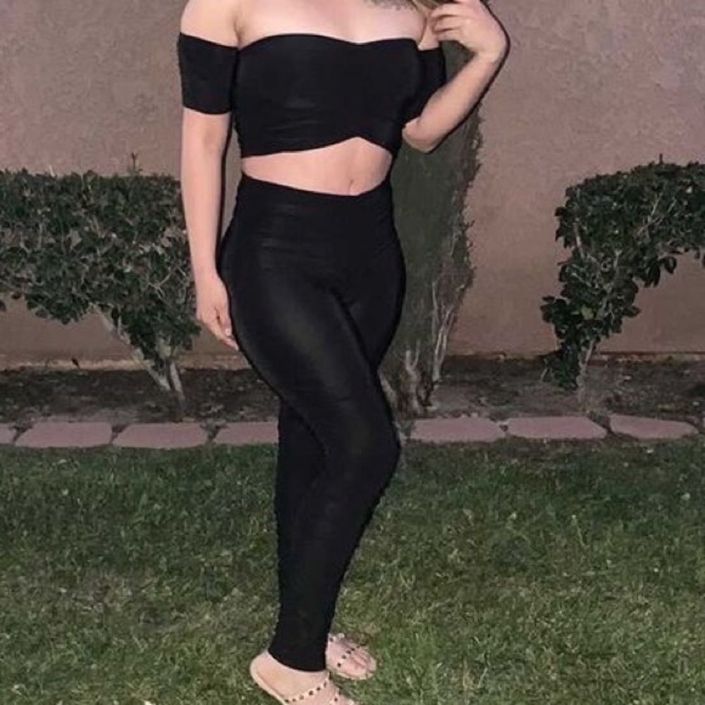 Black Ruched two piece set, off the shoulder crop top and bottom leggings